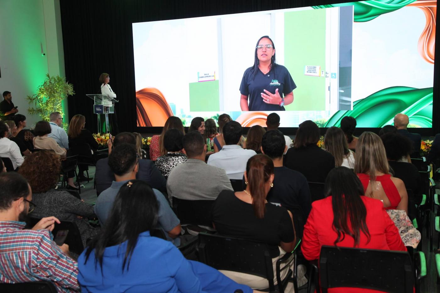 Salão-Escola Autoestima vence prêmio de responsabilidade social em Santos