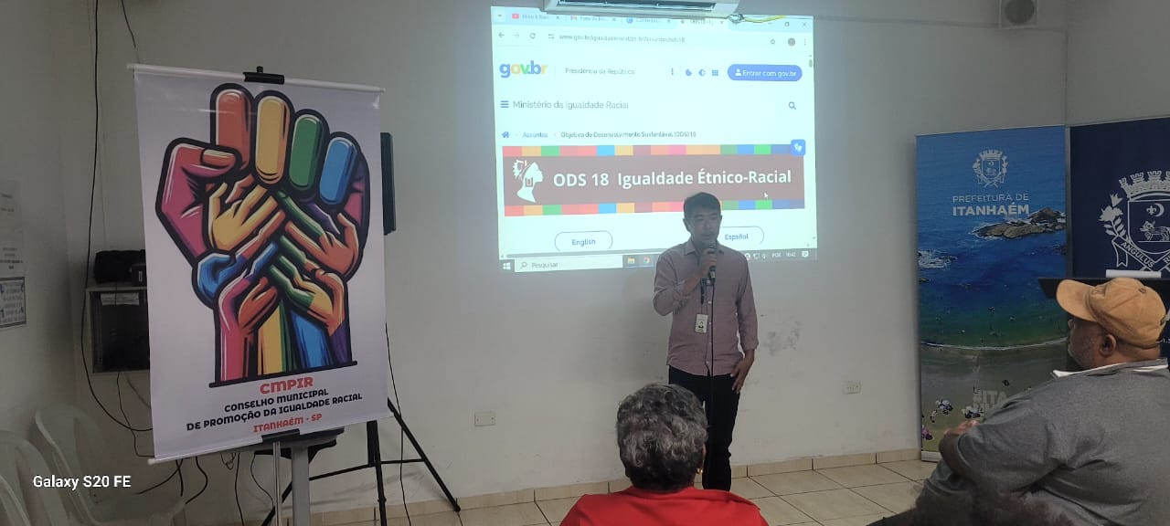 Santos participa de conferência sobre promoção da igualdade racial em Itanhaém