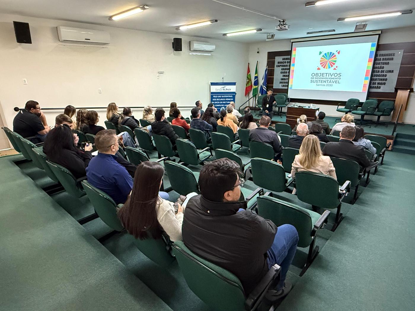 Santos apresenta case de desenvolvimento sustentável em cidade catarinense