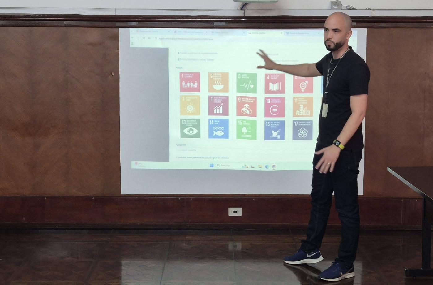 Representantes de Cubatão utilizam Santos como modelo para implementar sistema de transparência