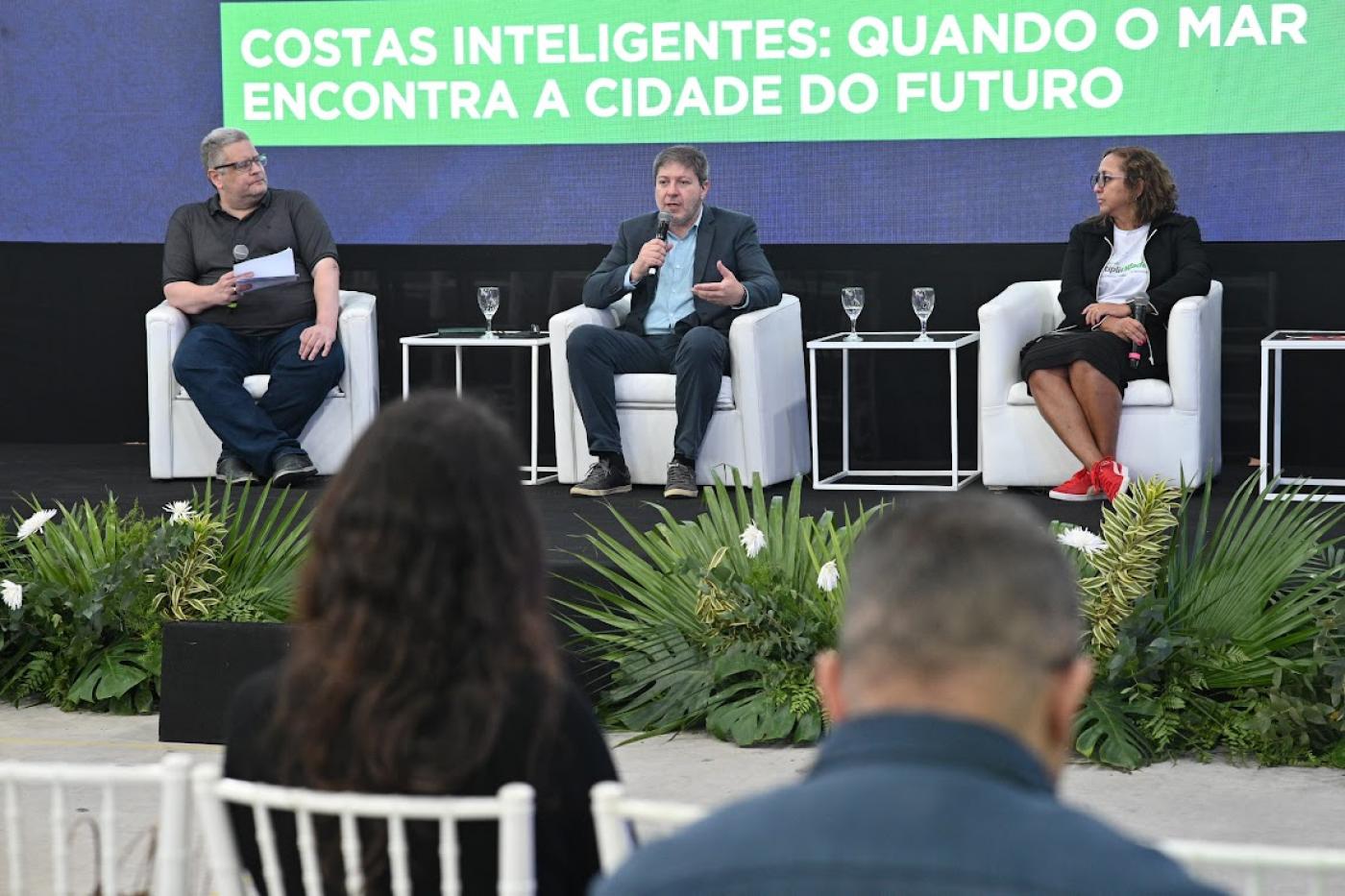 Santos debate cidades inteligentes em evento no Parque Valongo