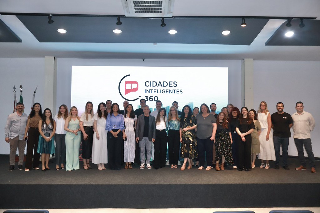 Governo de SP lança programa Cidades Inteligentes para apoiar municípios com soluções tecnológicas inovadoras
