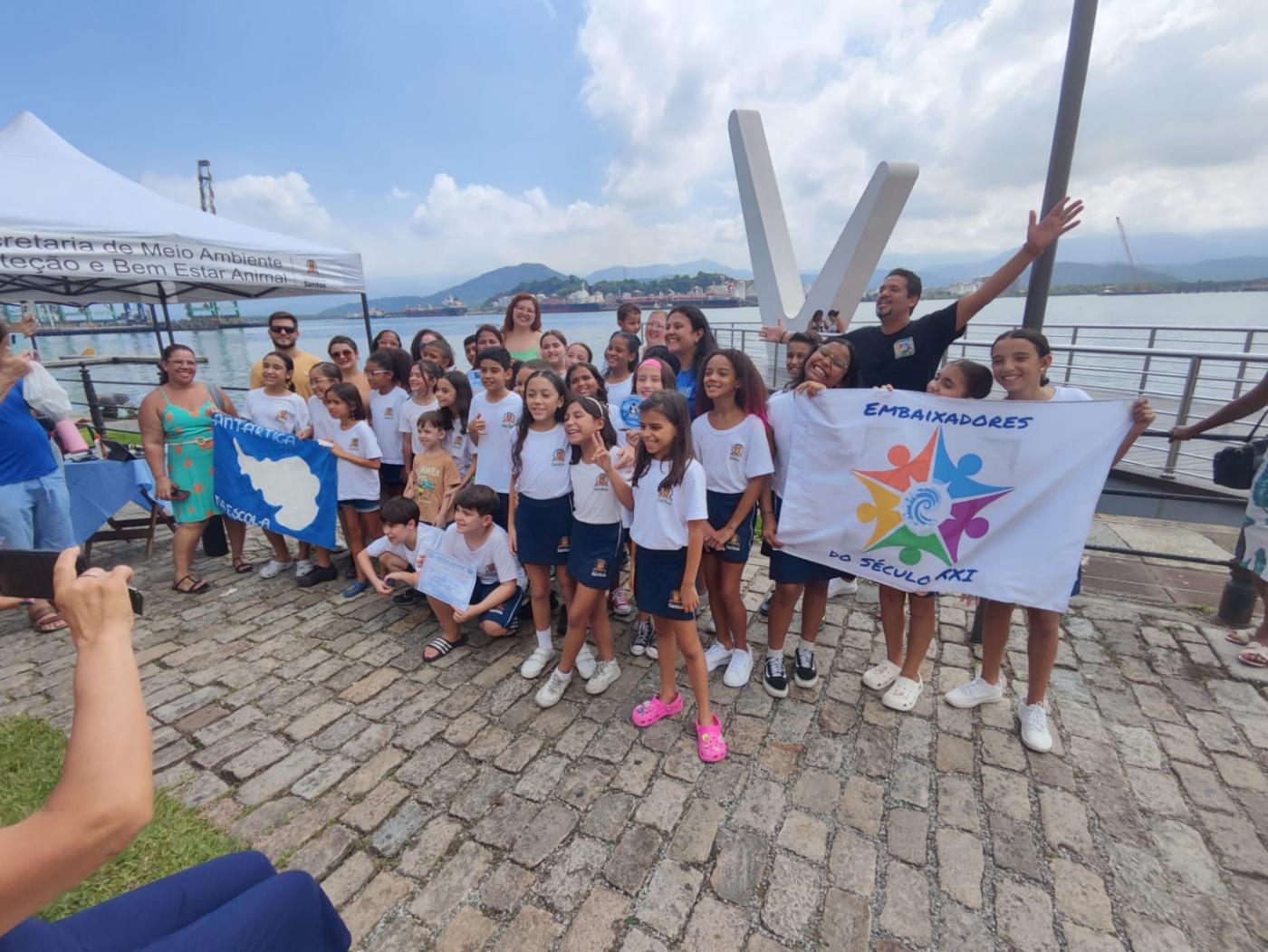 Escola municipal de Santos recebe certificação em reconhecimento a conscientização ambiental
